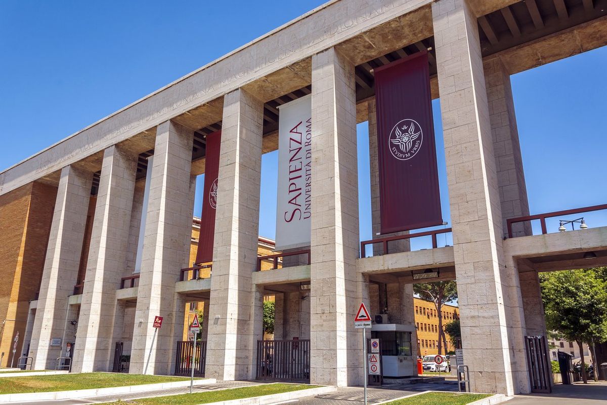 A Roma è in corso il giubileo dei filosofi. Peccato che manchi la materia cerebrale