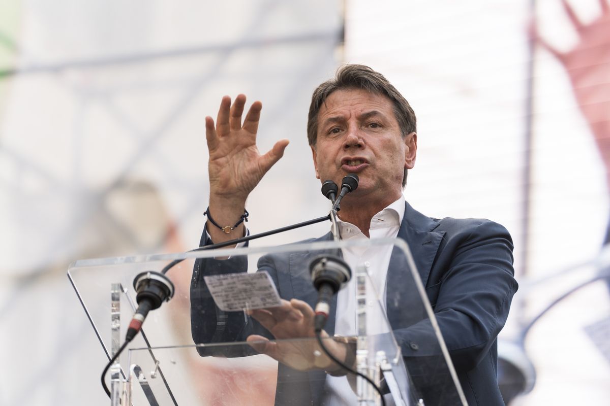 L’Europa boccia il pasticcio di Conte sul Reddito per gli stranieri