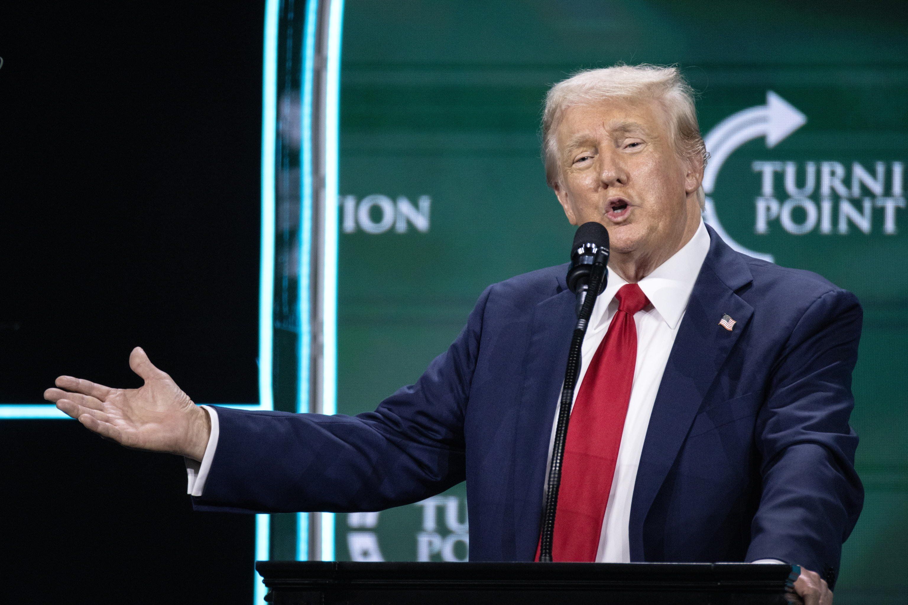 I colossi alfieri della lotta alle bufale cancellano l’attentato contro Trump