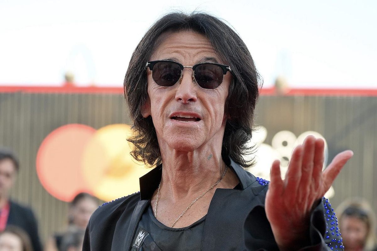 «Suono fin da bambino ma poteva restare un hobby. Ho studiato da medico»