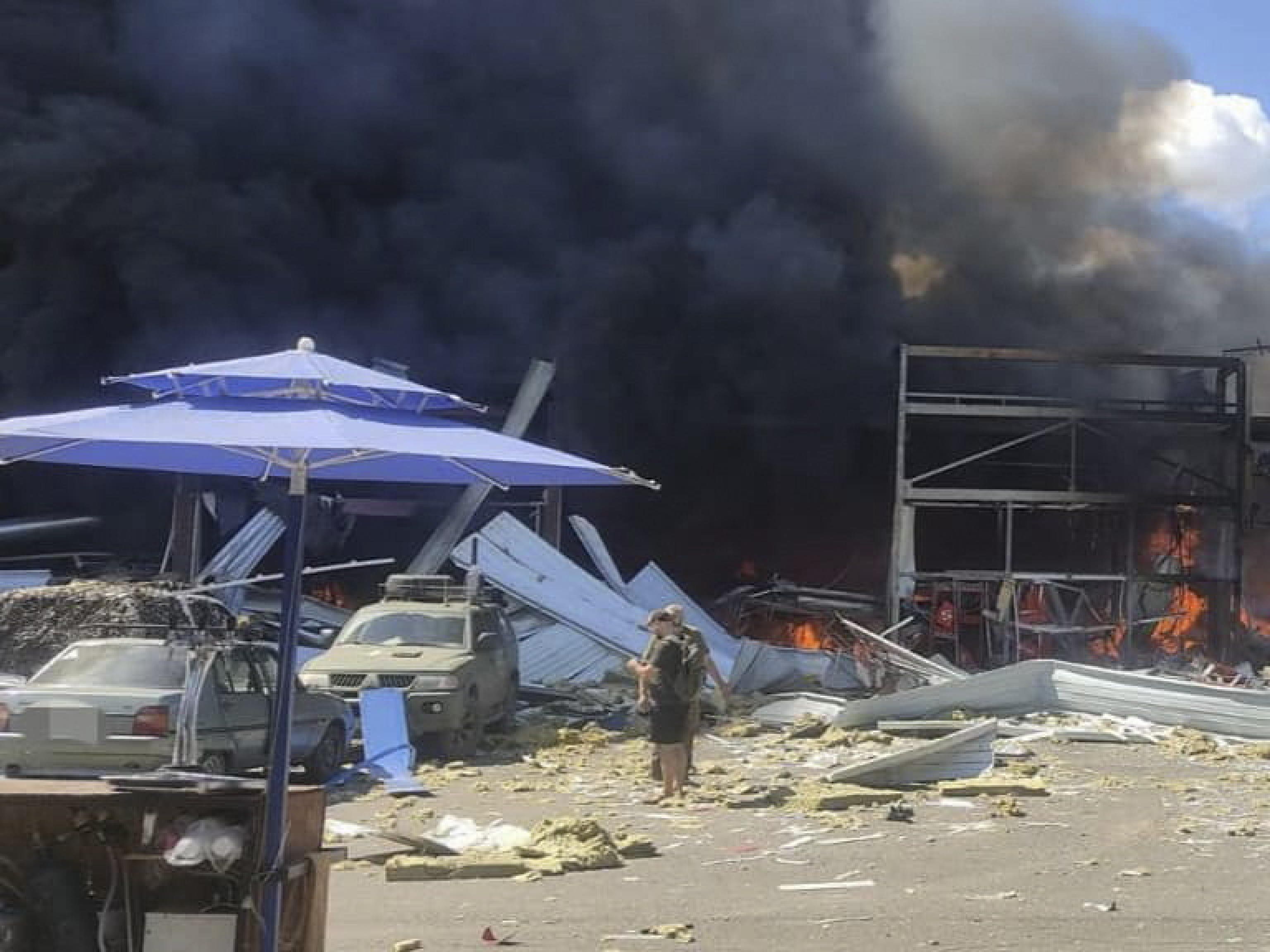 Kiev attacca ancora. Mosca reagisce su un supermercato
