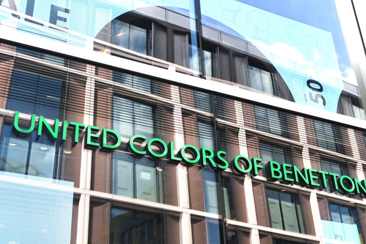 Maglioni in crisi, la pezza di Benetton: partire con i tagli senza una strategia