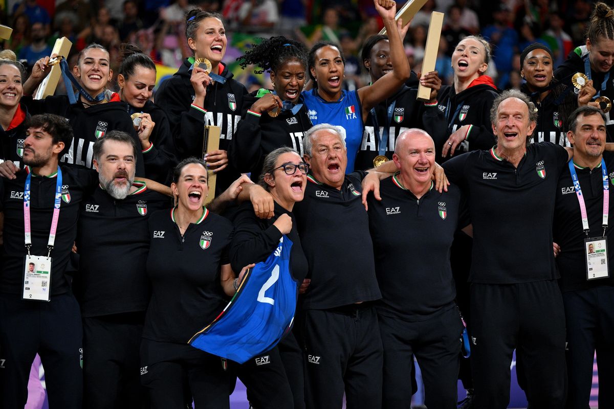 Adieu alle Macroniadi con l’oro nel volley