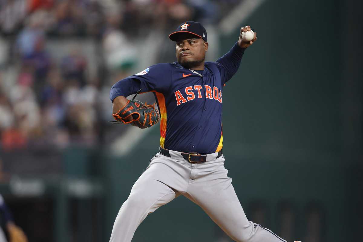 Framber loses no-hitter with 2 outs in 9th as Astros beat Rangers 4-2