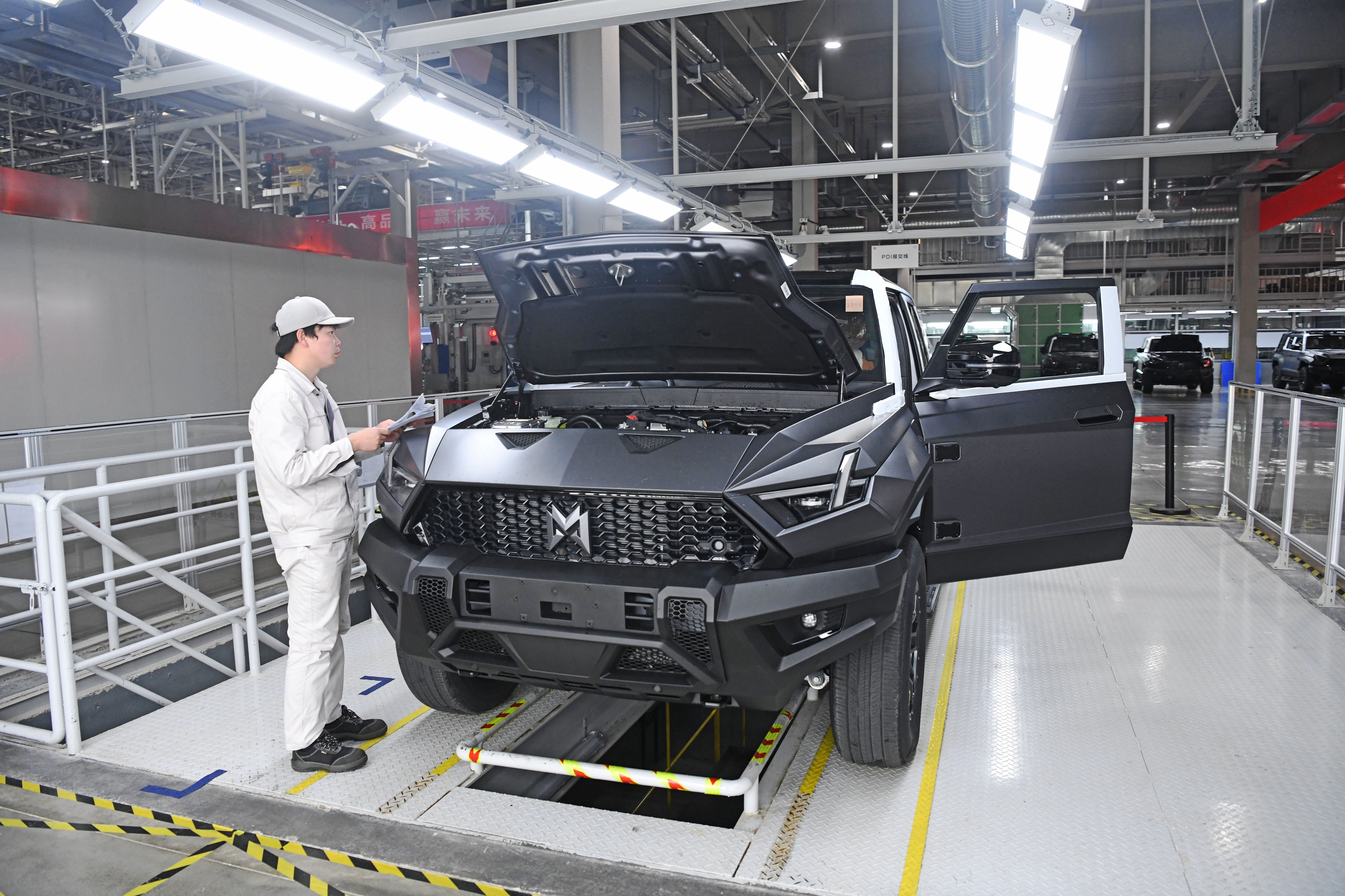 Auto cinesi in Italia, timori per l’indotto