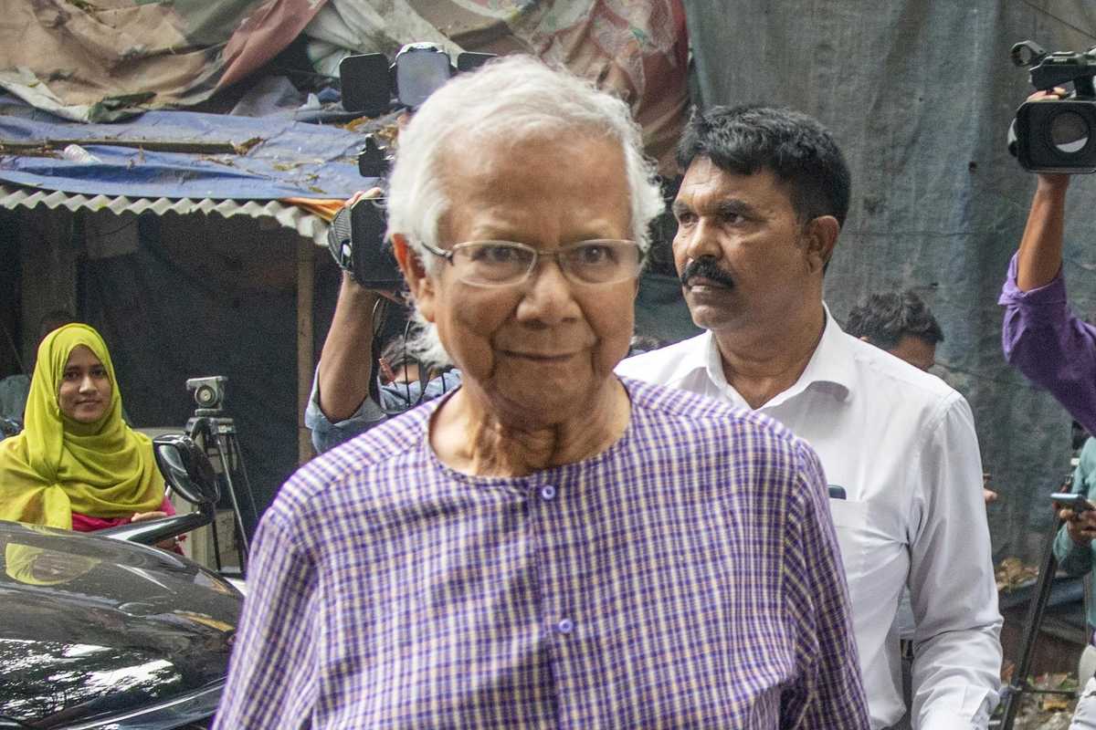 Bangladesh in mano a un banchiere