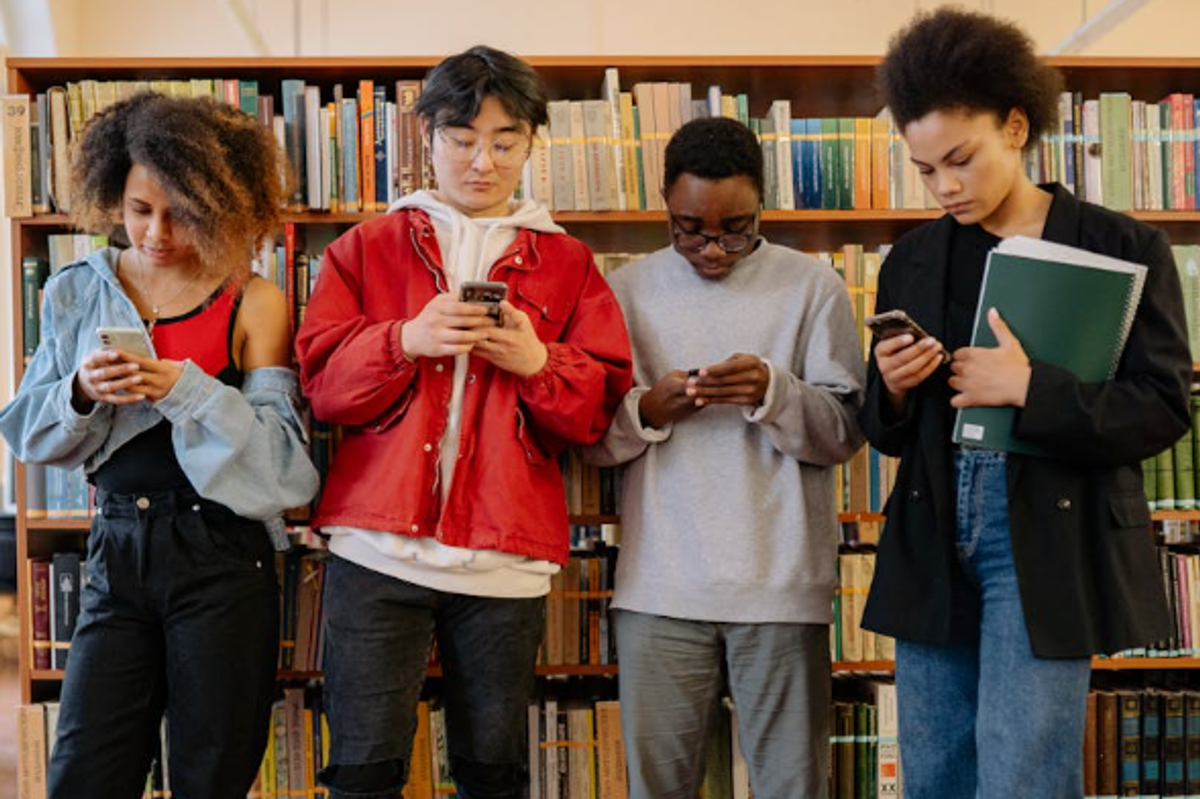 wait until 8th, smartphones and kids, parenting