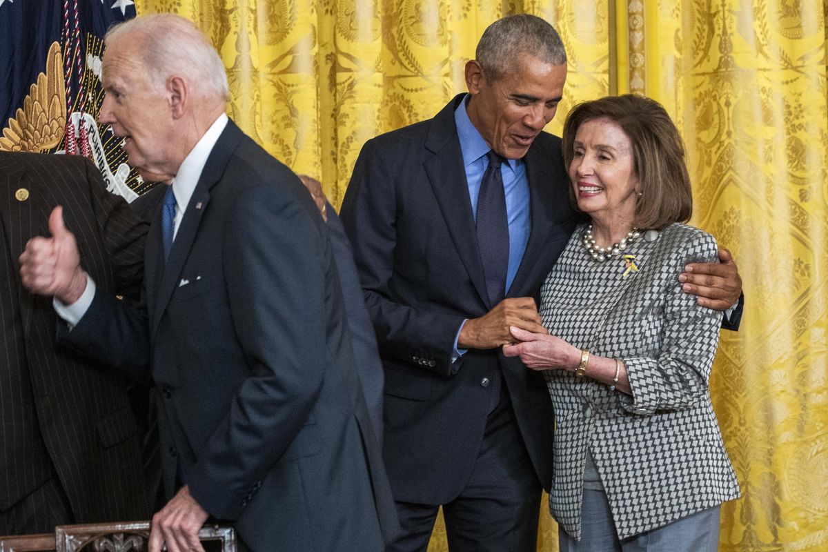 Biden non perdona l’ammutinamento e manda pizzini contro Obama e Pelosi