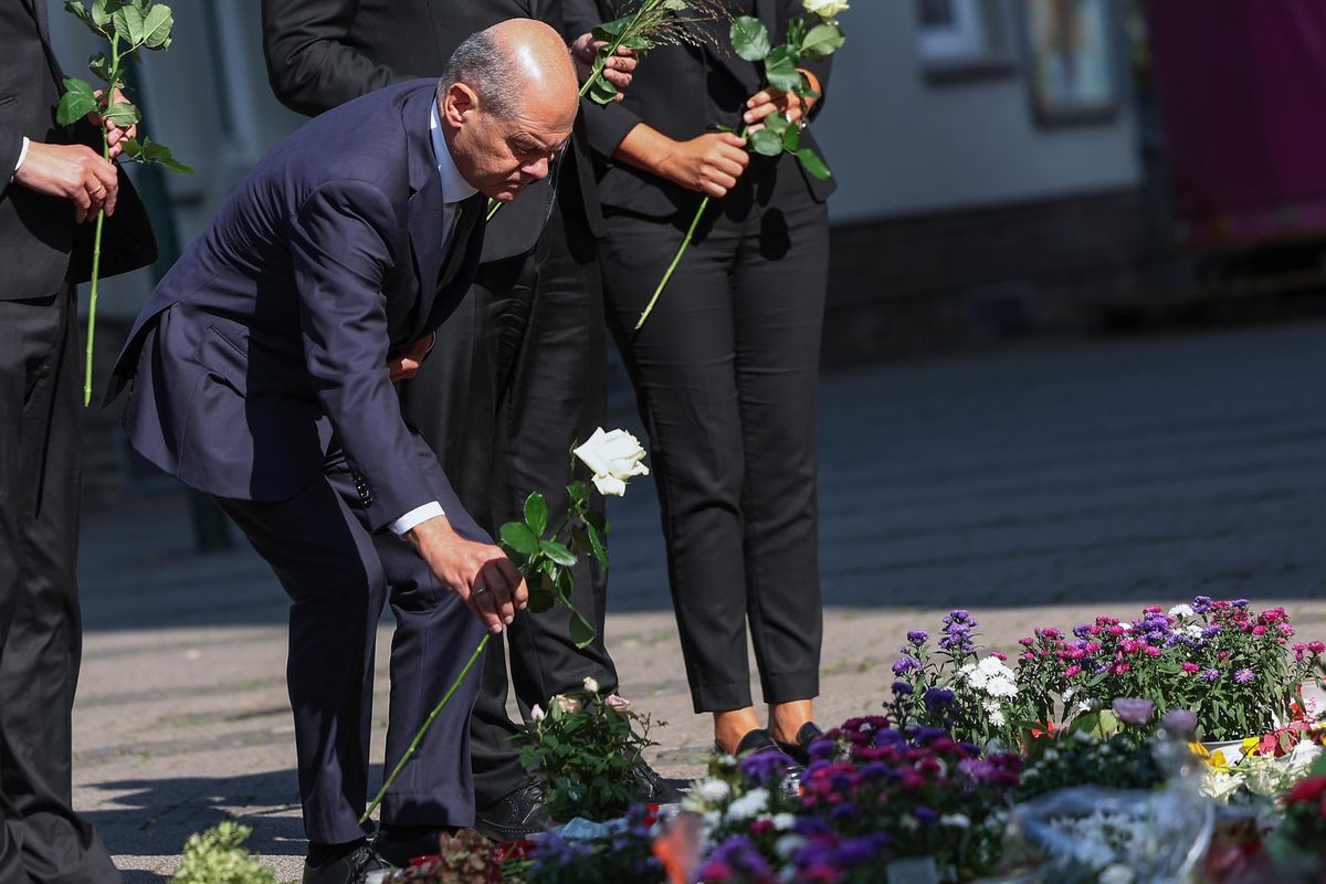 Migranti, la strage sveglia pure Berlino. E Scholz ordina: «Più deportazioni»