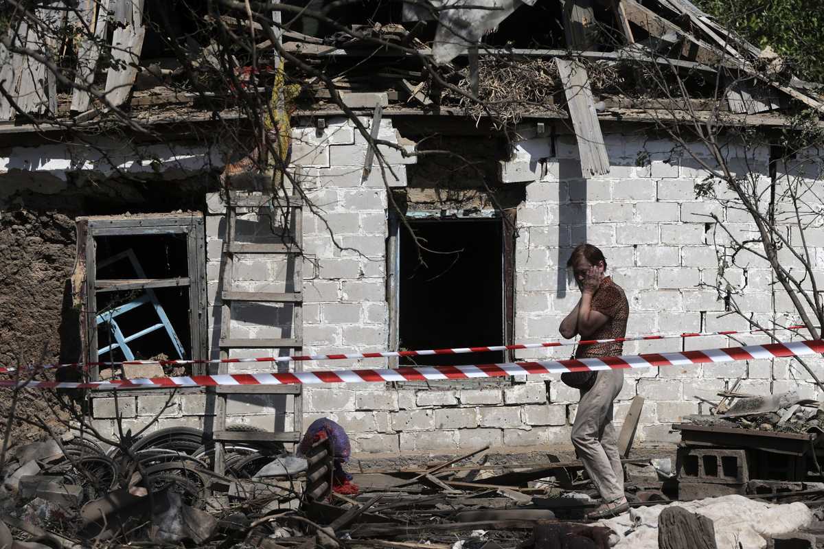 Pioggia di razzi russi sui cieli dell’Ucraina. Kiev: «Risponderemo con armi nostre»