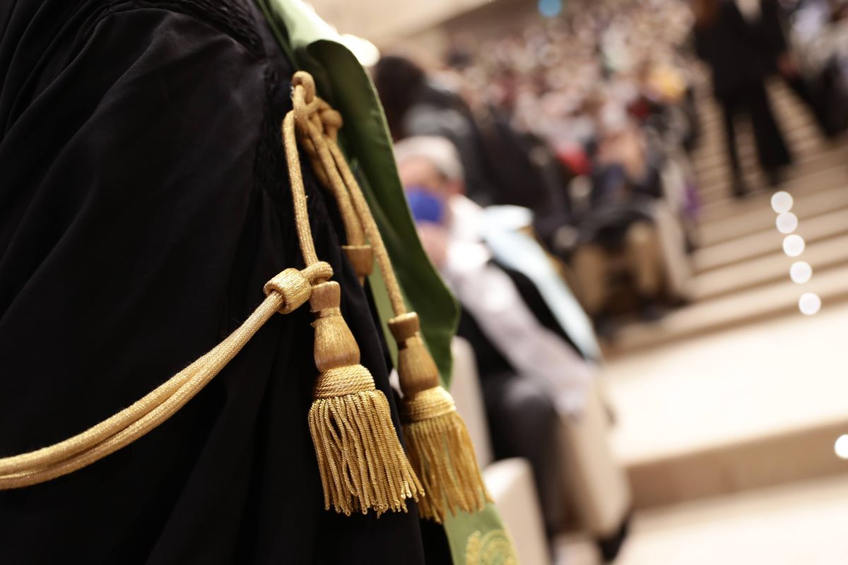 Lo scandalo dei conflitti d’interessi dei magistrati nelle aste giudiziarie