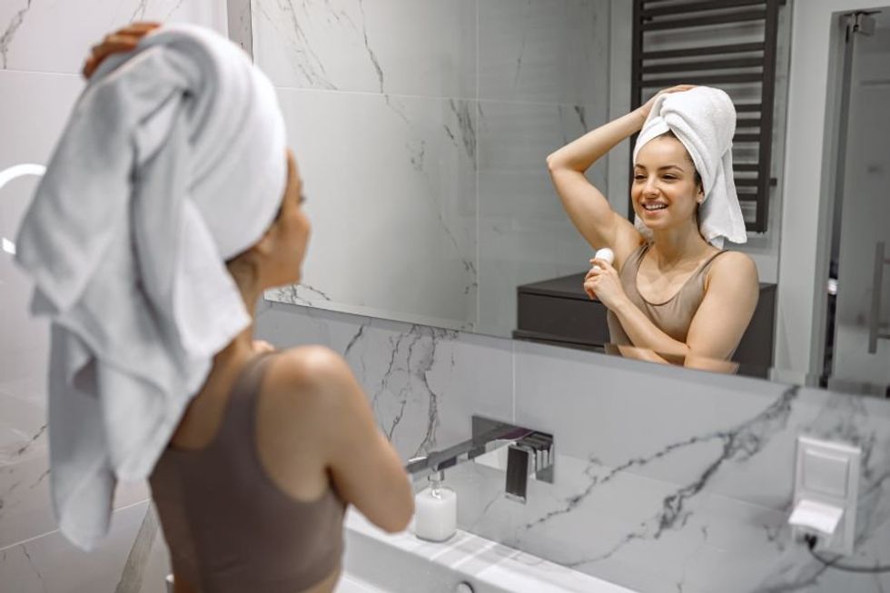 Mom sparks debate when she reveals entire family shares the same deodorant stick