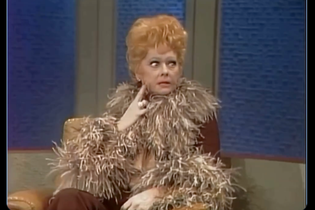 Lucille Ball; metal filling radio frequency; Lucille Ball fillings spies; Lucille ball radio in fillings; Lucille Ball catches spies