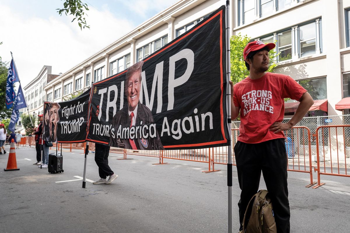 Voti a destra? Sei un lobotomizzato Così la sinistra giustifica il suo flop