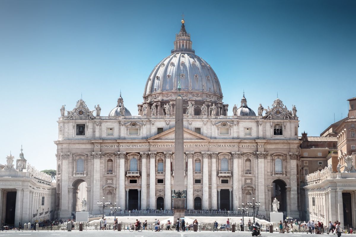 Da Roma a Milano le case del Signore invece di accogliere diventano dei B&b