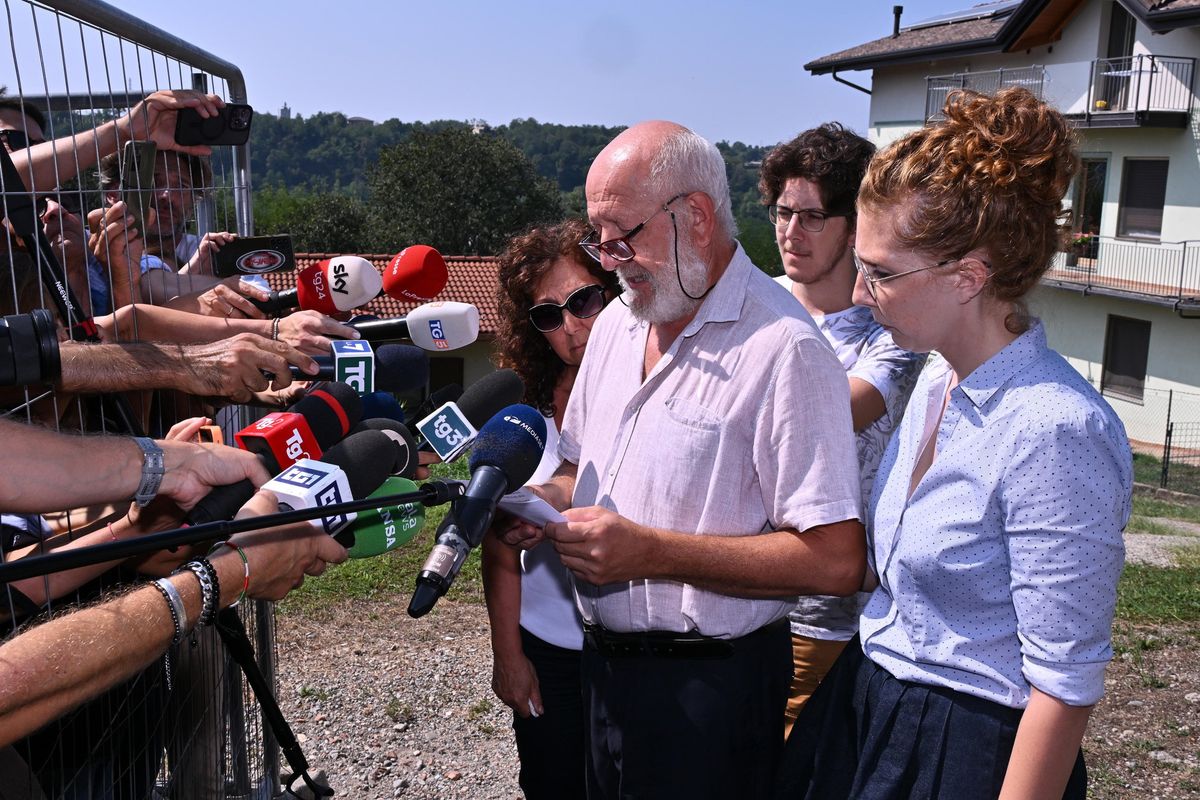 I genitori di Sharon: «Basta speculazioni, serve più sensibilità»