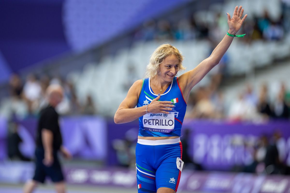 Le atlete stavolta battono l’ideologia. Niente finale per il velocista trans