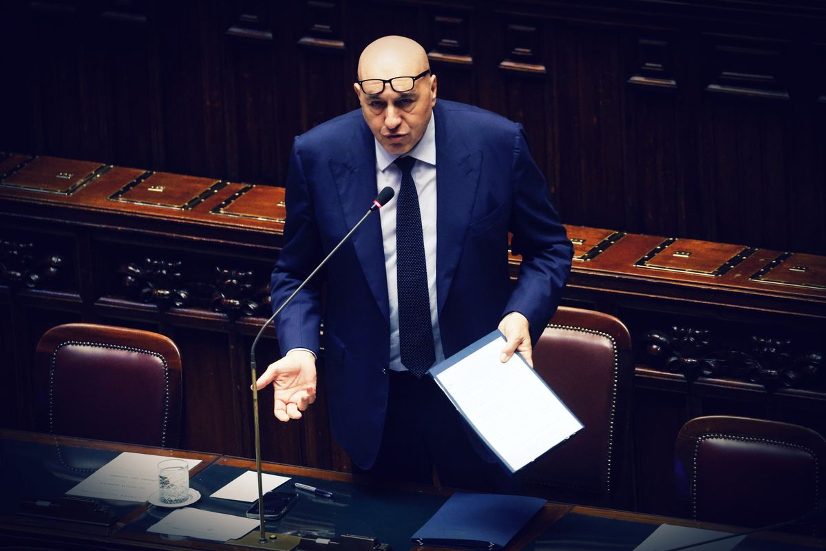 Conferma: il dossier su Crosetto nasce dai cronisti di De Benedetti