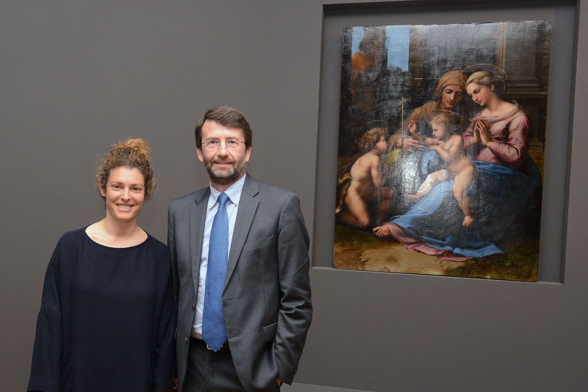 Silenzio sui regali di Franceschini alla Elkann