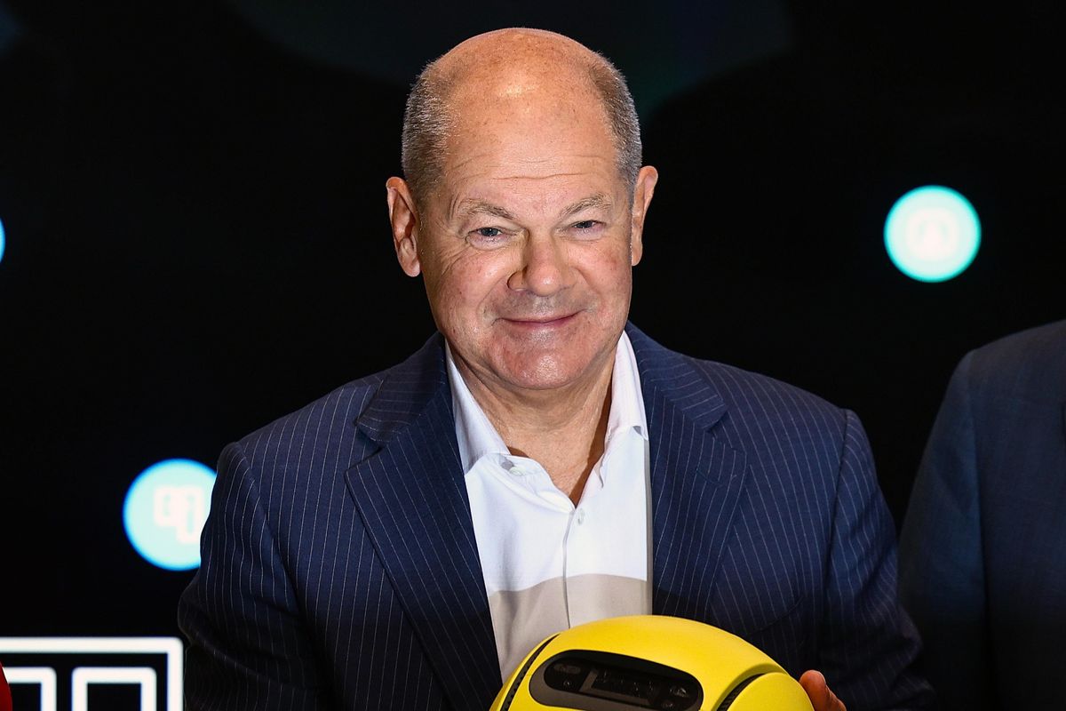 Cancelliere nel baratro. Flop produzione (-2,4%) e consumi fermi al palo