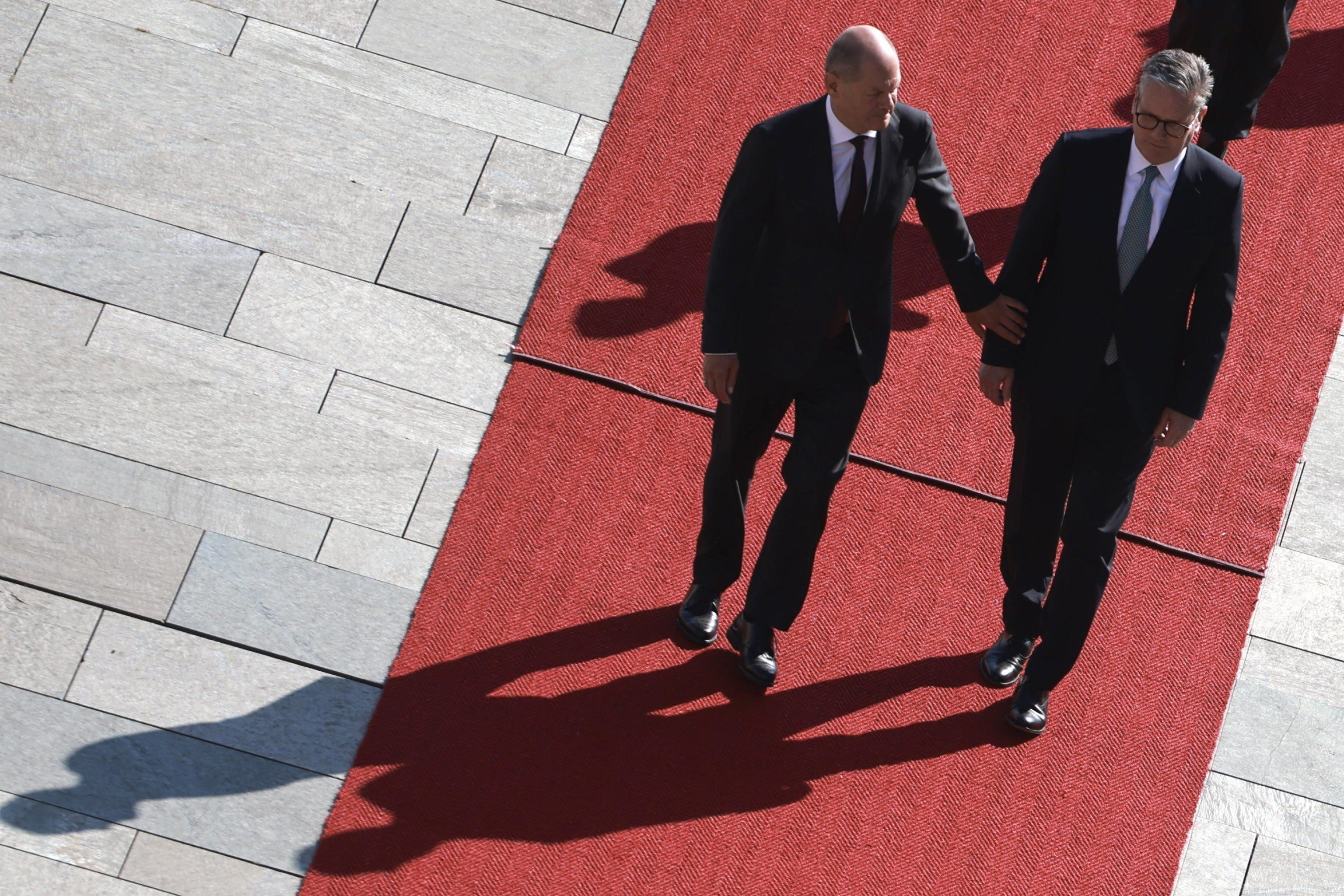 Sinistra in piena retromarcia su immigrati e disastro green