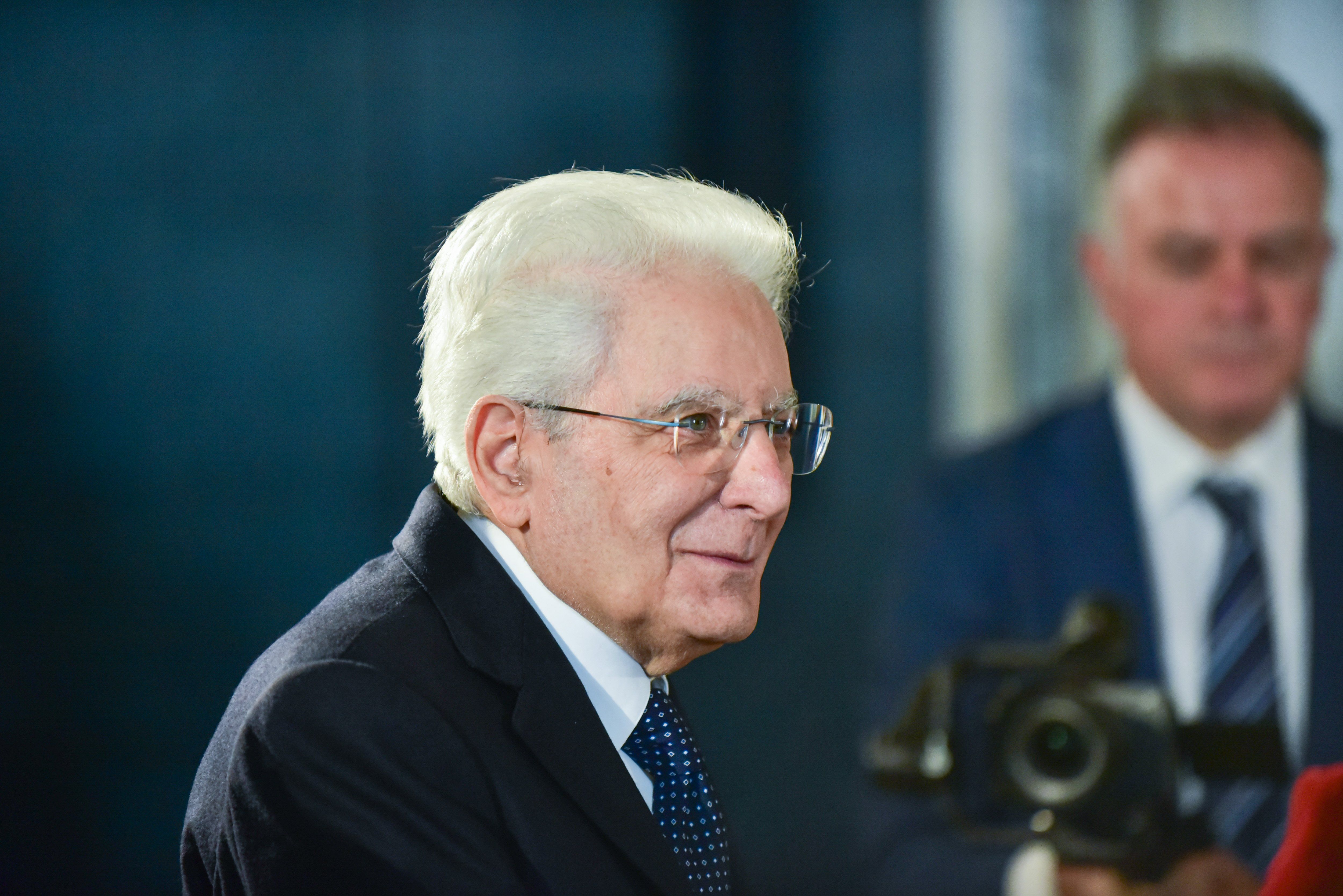Mattarella difende il debito «onorabile». Ma ora inizia la partita sui risparmi Ue