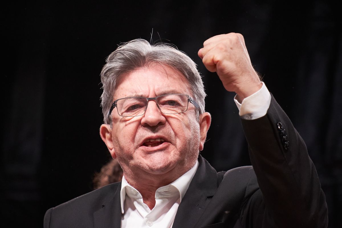 Francia in stallo totale sul governo. Mélenchon mollato dagli alleati