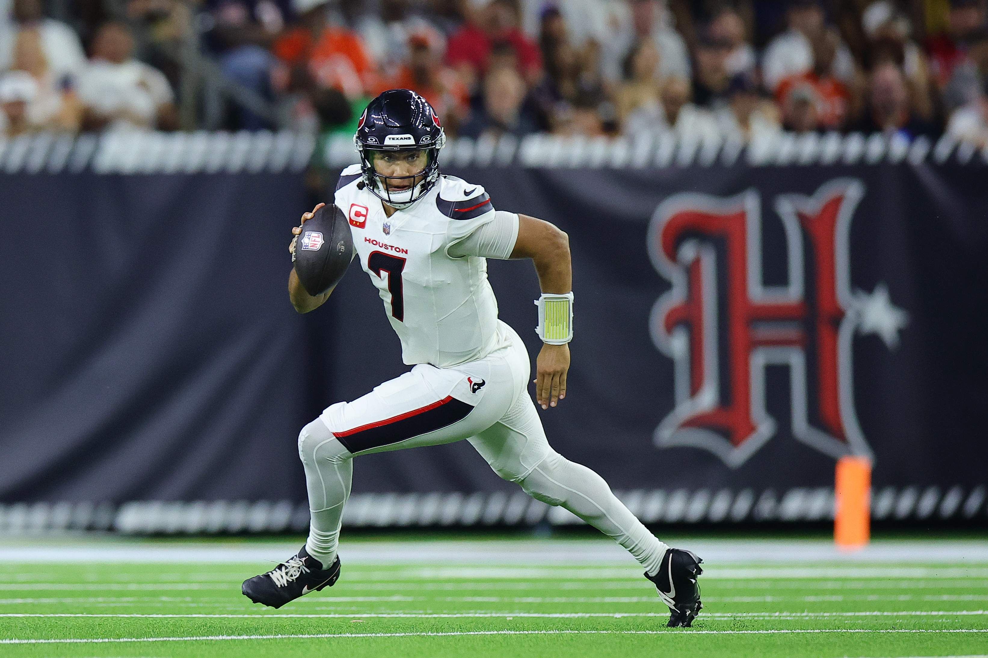 How NFL insider's warning about Texans offense is becoming reality