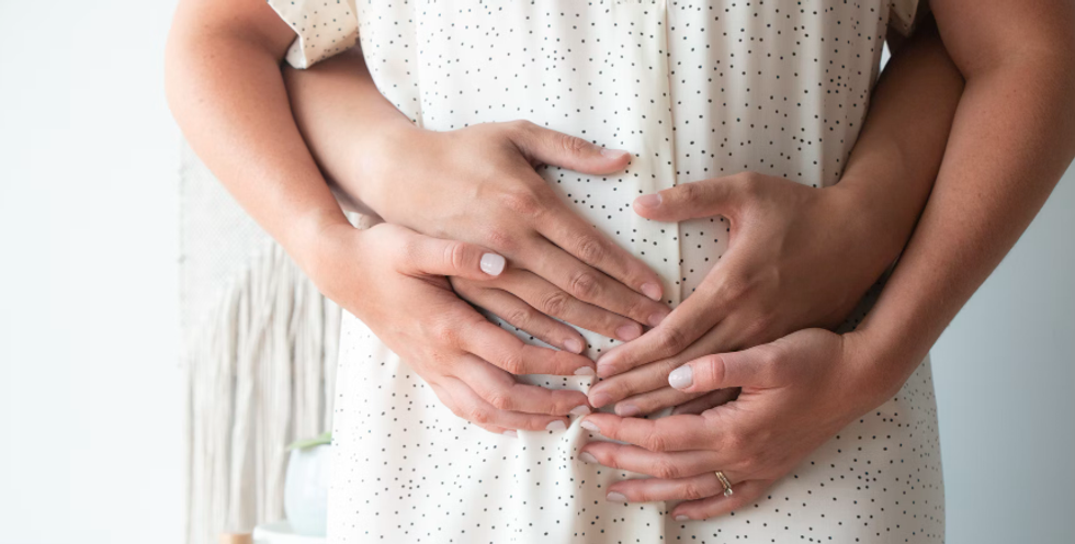 babies, pregnant woman, reddit