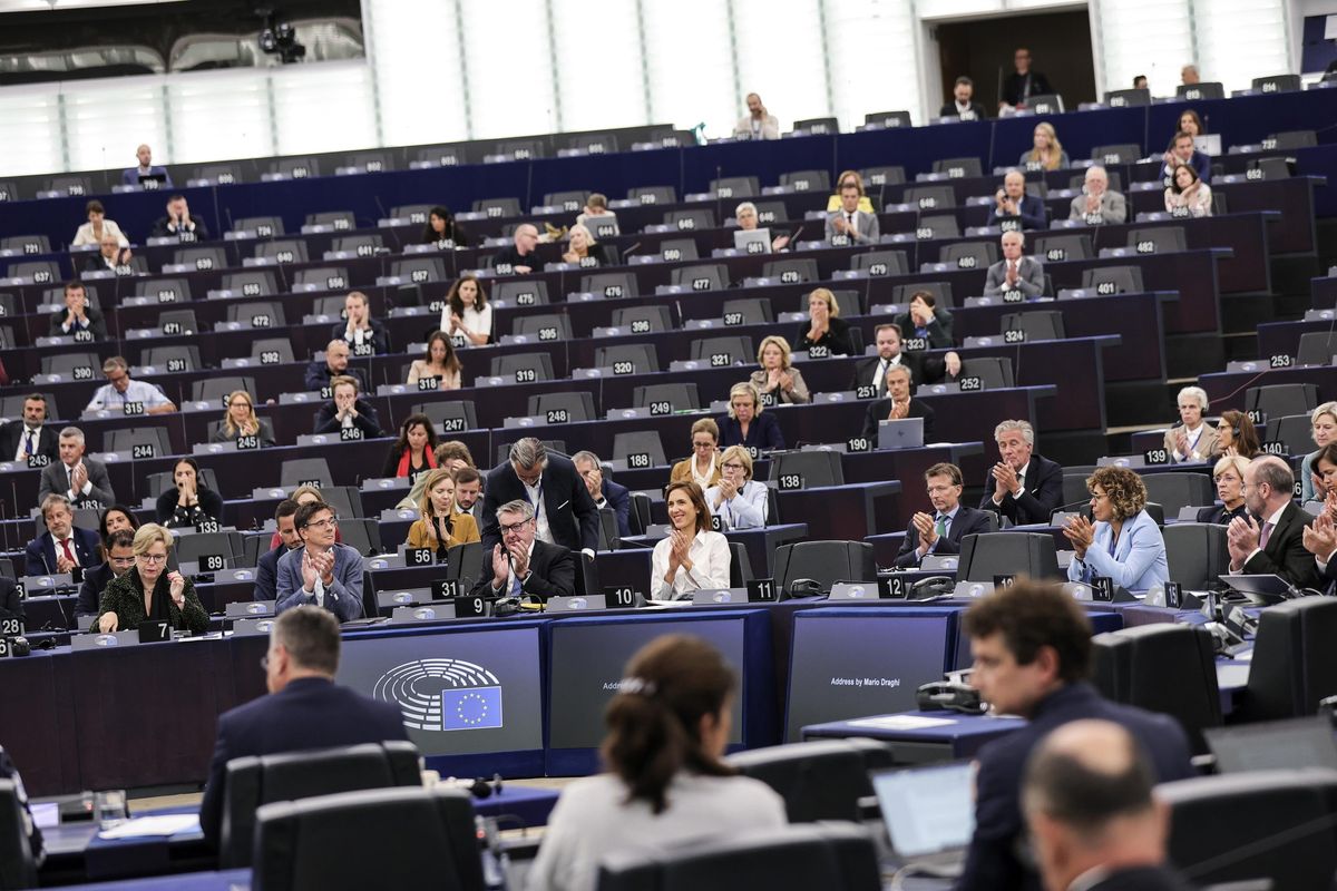 L’Ue va alla guerra, sinistra spaccata in tre