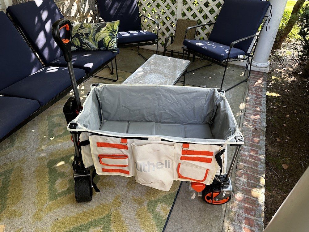 a photo of Litheli eWagon W2 Pro on a porch