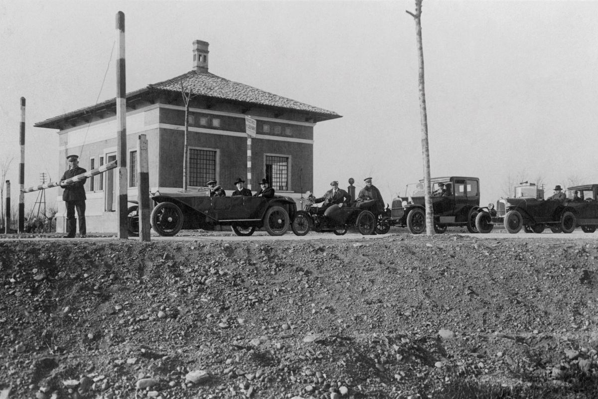 I primi 100 anni dell'autostrada Milano-Varese