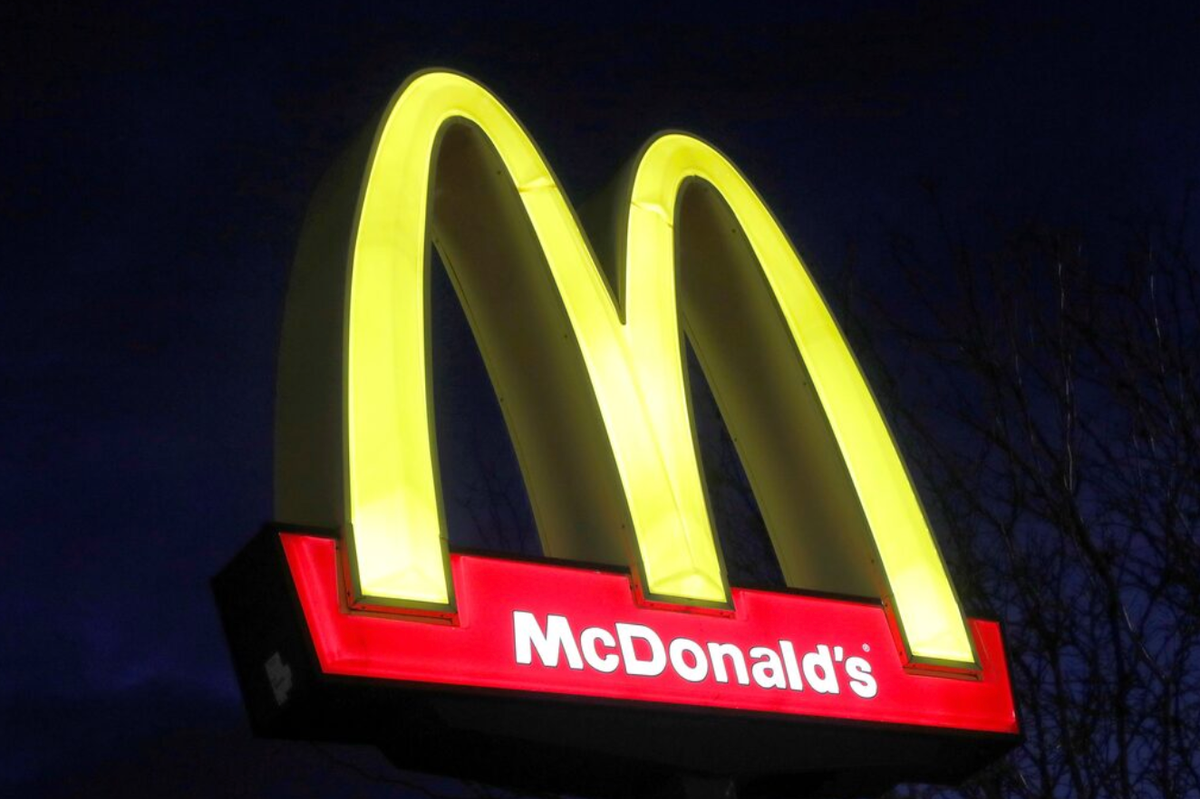 He's Got An Issue: Flailing Trump Seizes On 'McDonald's-gate'