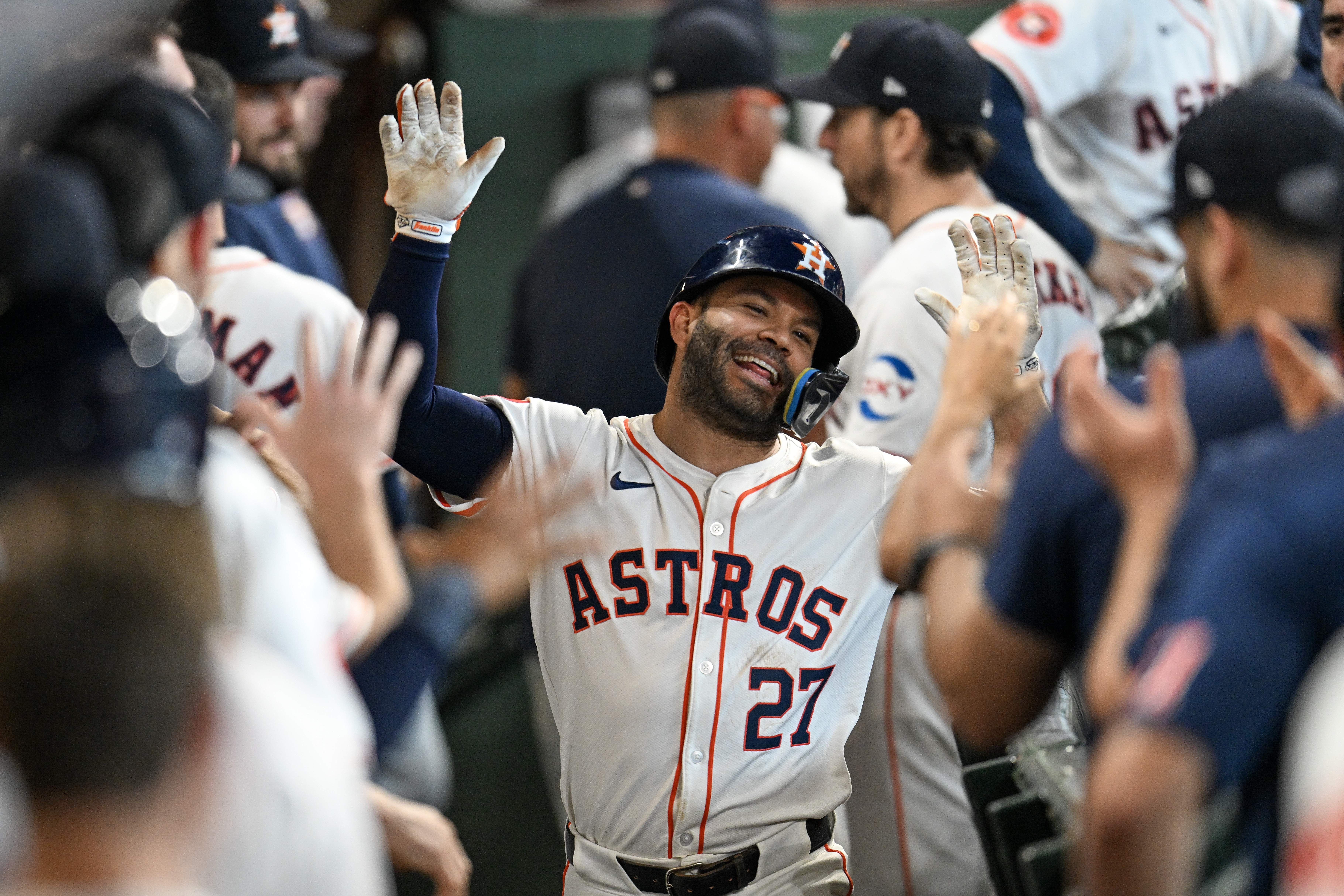 Altuve and Peña homer in Astros’ 11-5 win over scuffling Diamondbacks