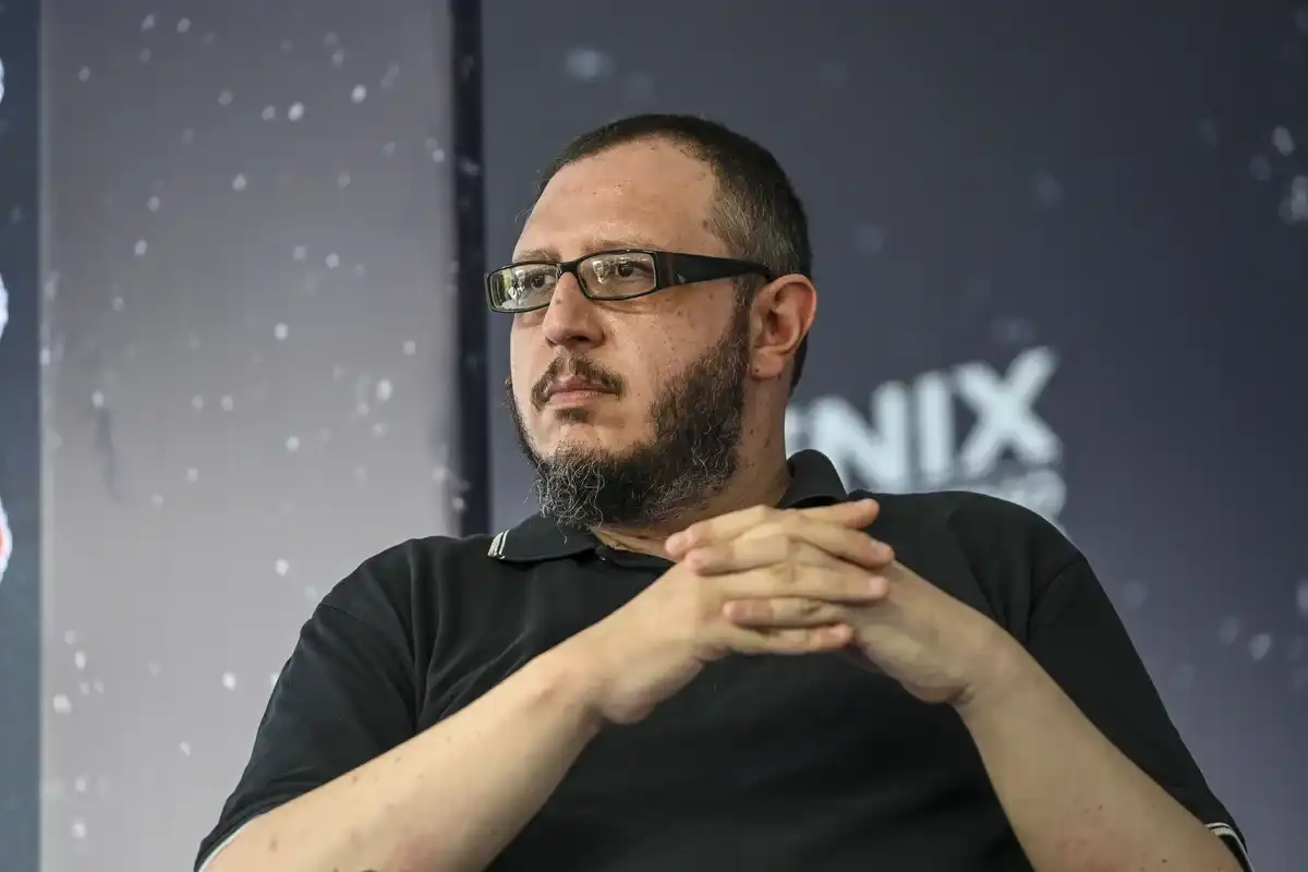 Andrea Venanzoni: «Ci vogliono imporre la verità di Stato»