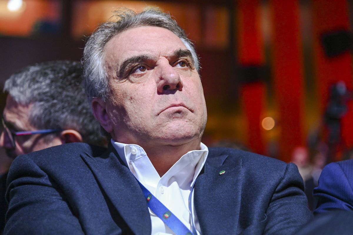 Sbarra: «Il piano green è ideologico rivediamo subito lo stop Ue ai motori termici nel 2035»