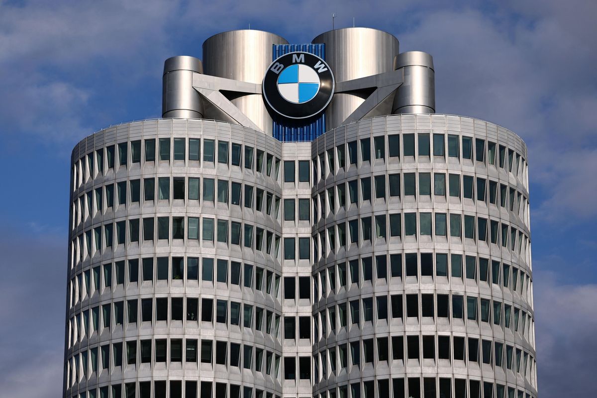 Ora anche Bmw taglia le previsioni