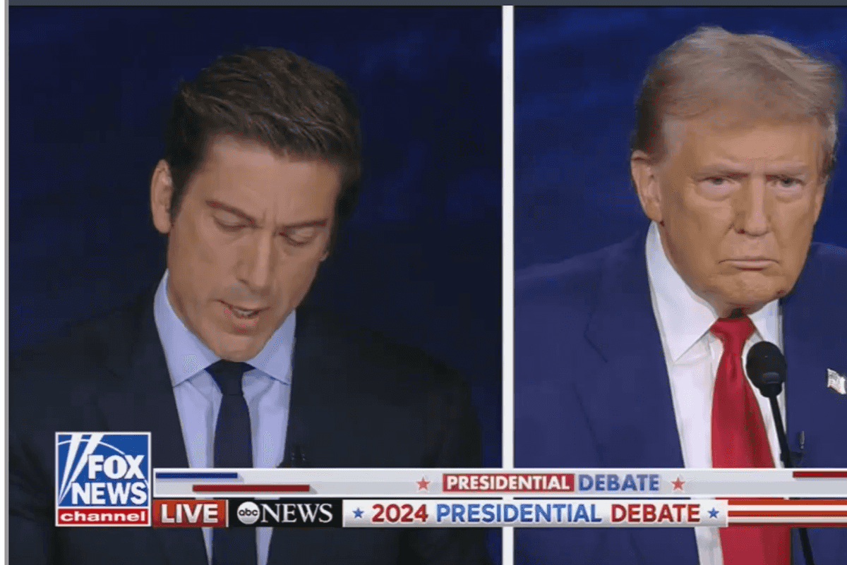 Moderator Fact Checks Trump Lie On Migrants 'Eating Dogs And Cats'