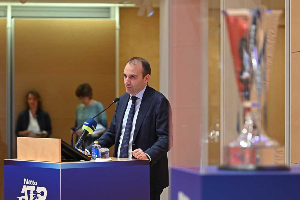 La crisi rischia di spianare la strada allo sbarco dei produttori cinesi