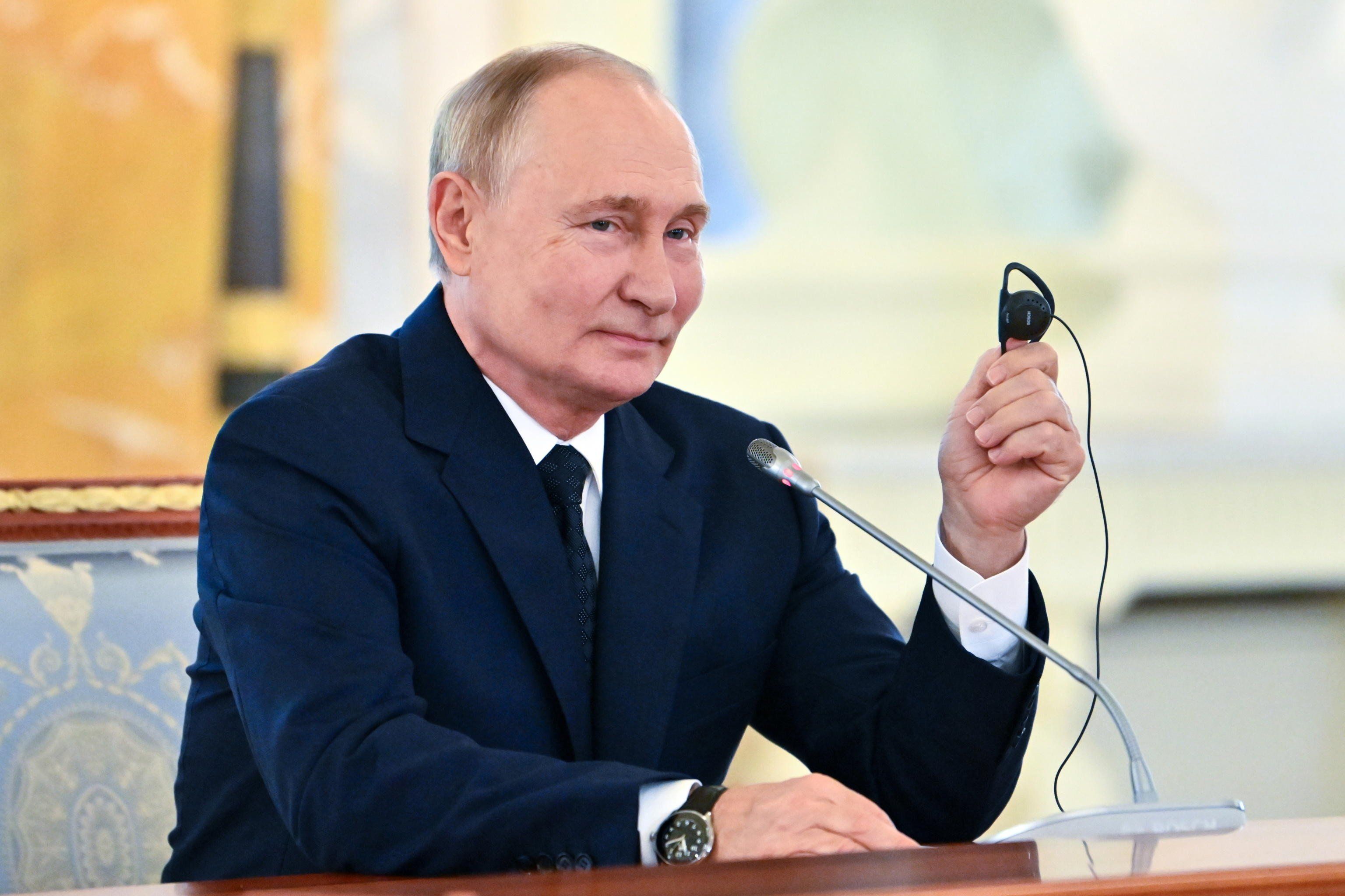 Putin vuol tagliare l’export di uranio