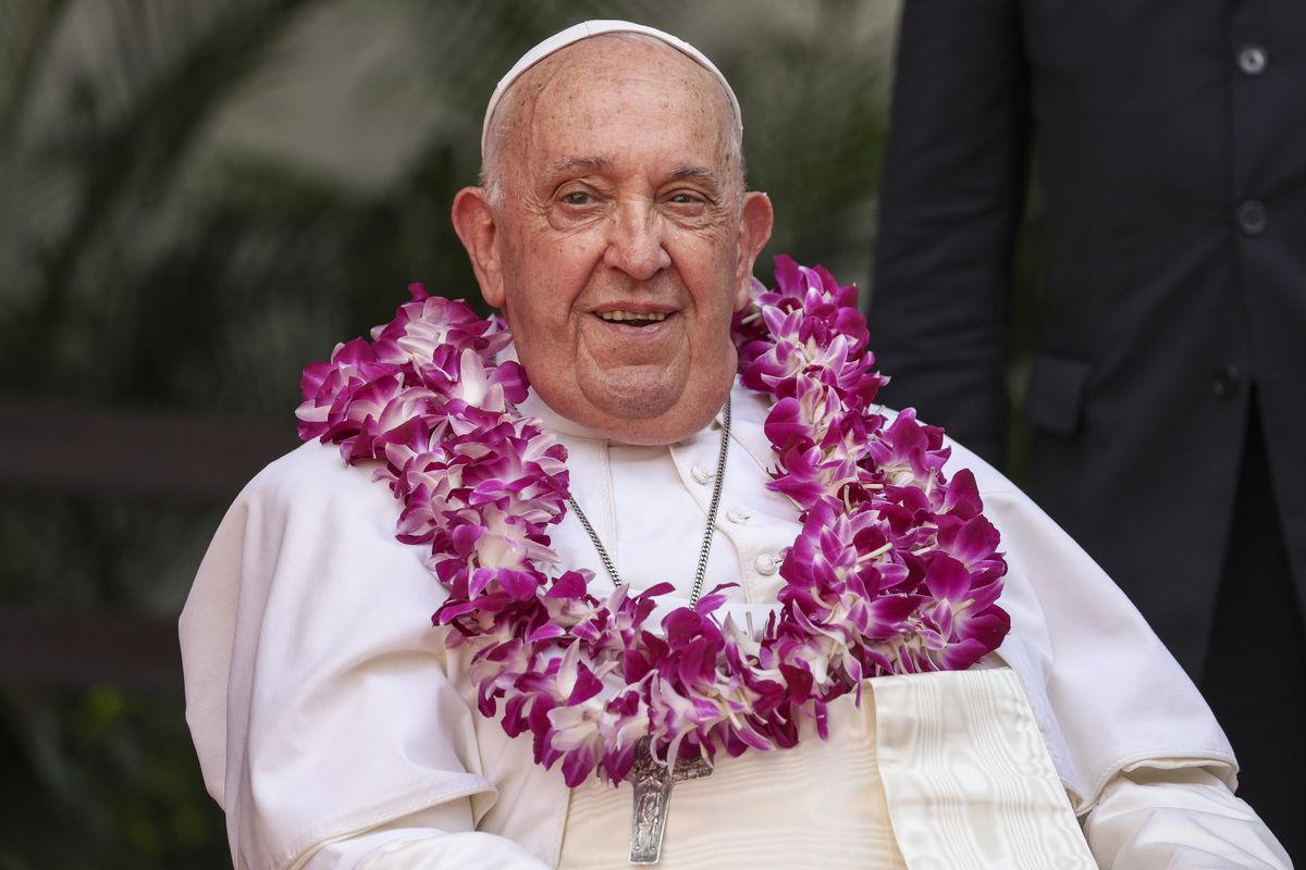 Frase choc di Francesco sul dialogo: «Le religioni sono tutte uguali»