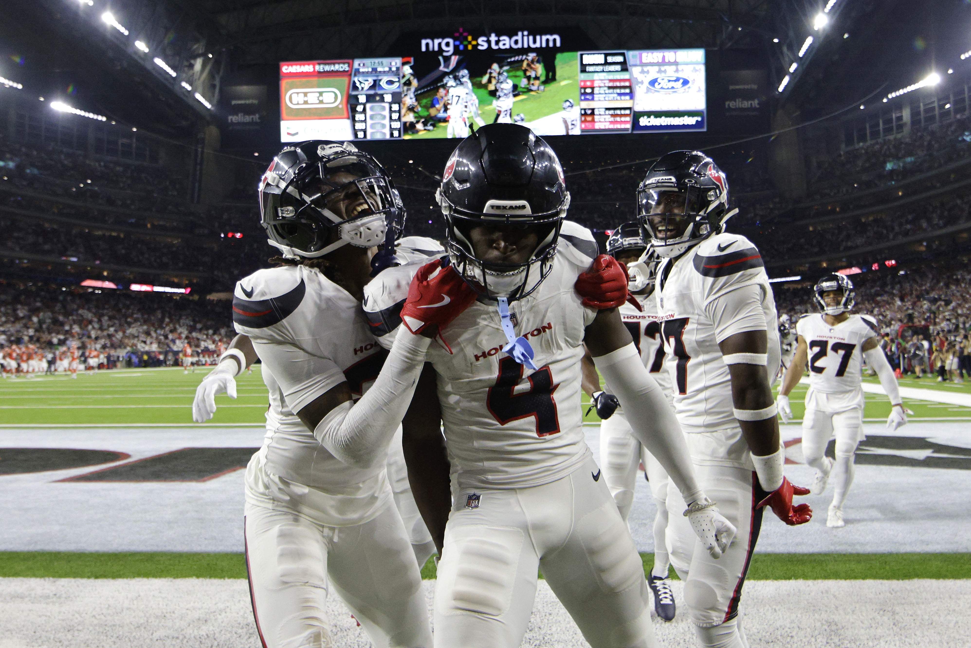 Houston Texans' defense shines in gritty win over Bears