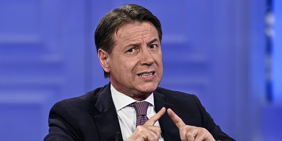 La commissione tenta di inchiodare Conte. «Lo convocheremo»