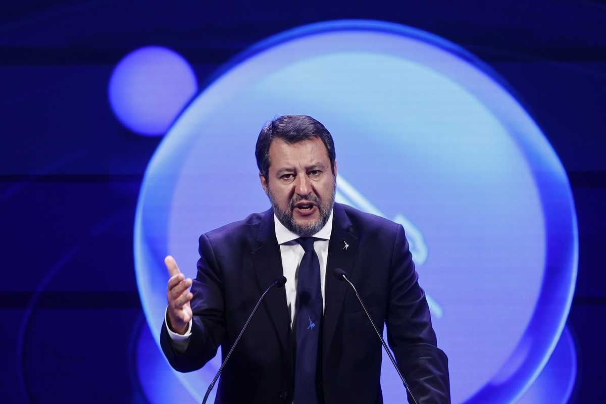 Salvini: «Allargare la cittadinanza? Dobbiamo toglierla a chi delinque»