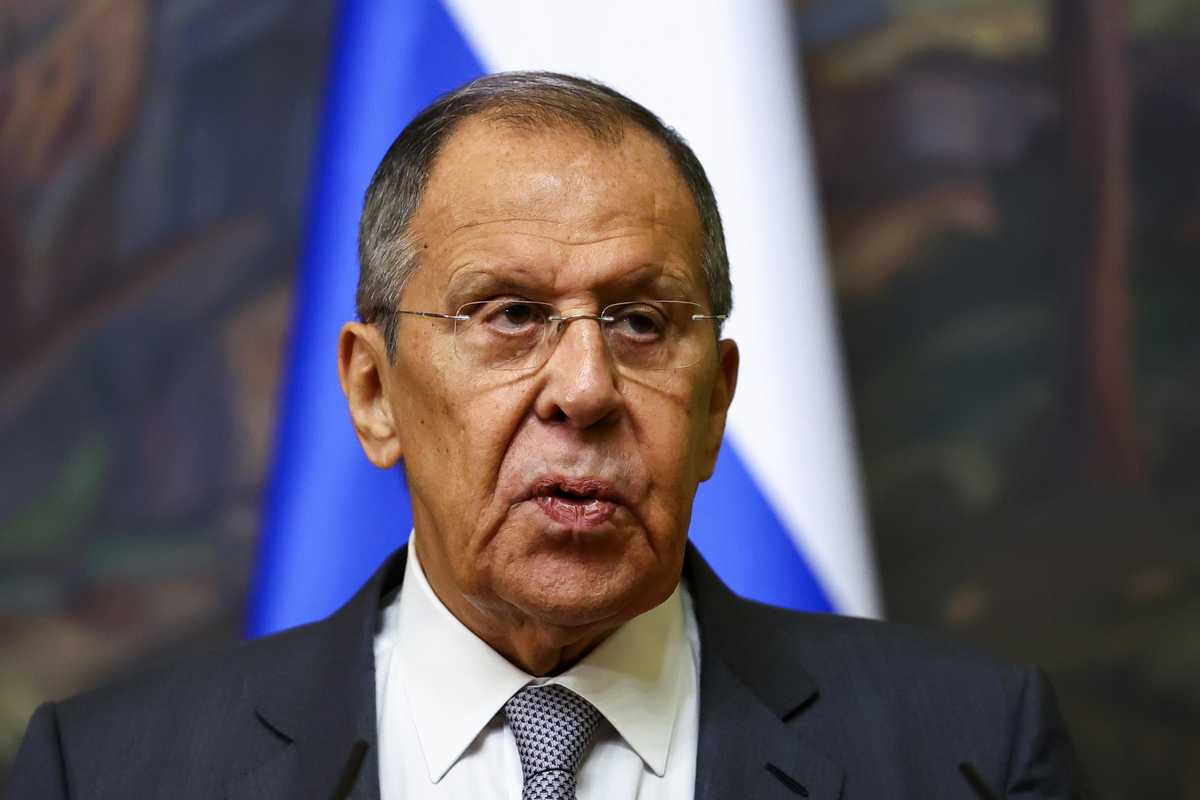 Lavrov: «Contro Mosca avventura suicida»