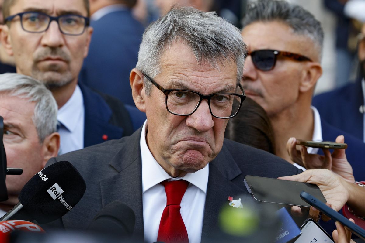 «Firme fasulle tra gli edili della Cgil». Gli operai denunciano, il pm archivia