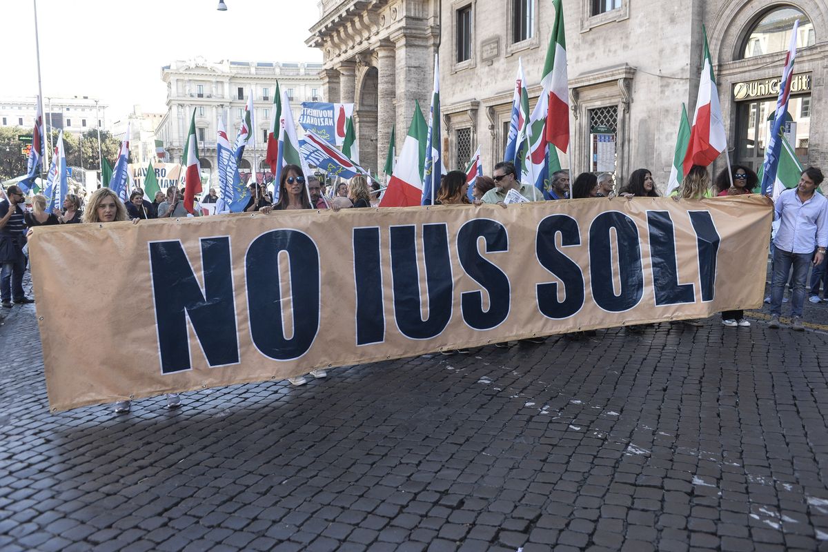 L’Italia rifiuta la cittadinanza facile