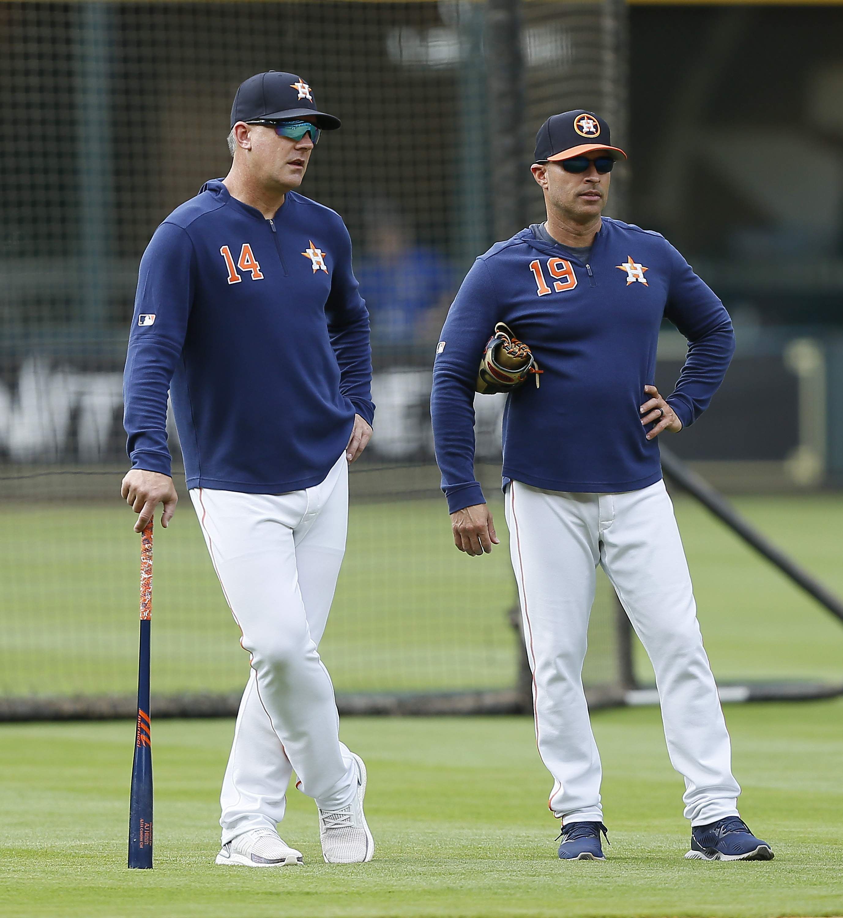 Hinch vs. Espada: Former Astros manager returns for high-stakes postseason battle