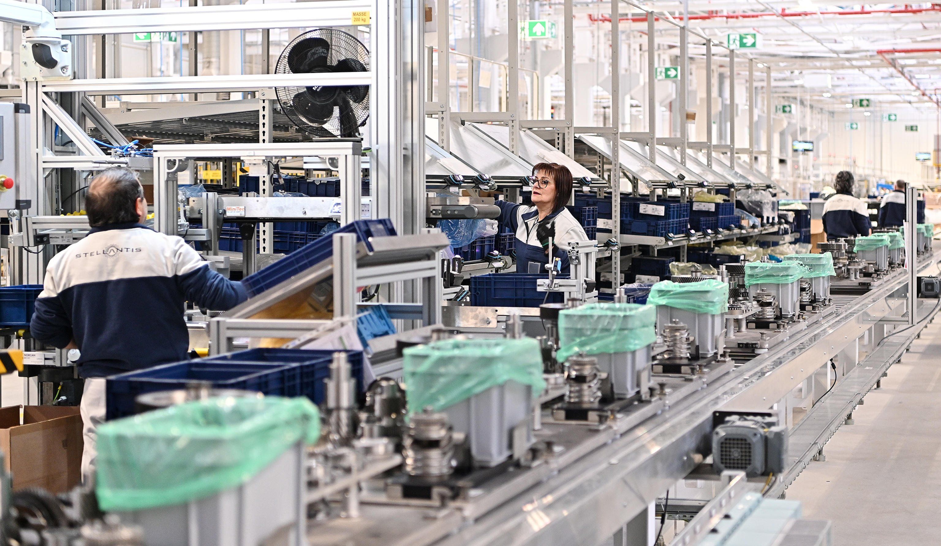 Mirafiori si ferma fino a novembre