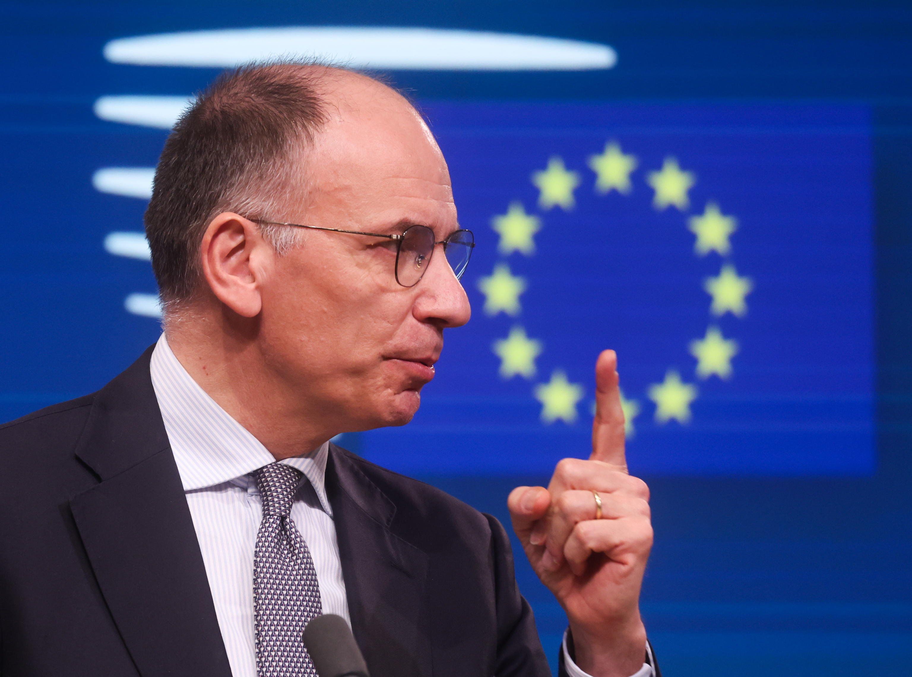 Letta molla di nuovo il Parlamento per andare all’università a Madrid